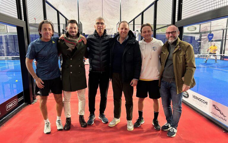 Alcuni degli imprenditori che fanno parte del Consorzio23 con il presidente del club Moreno Pecci