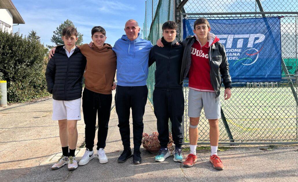 La squadra del Ten Sport Pinarella che disputa il Trofeo Palmieri