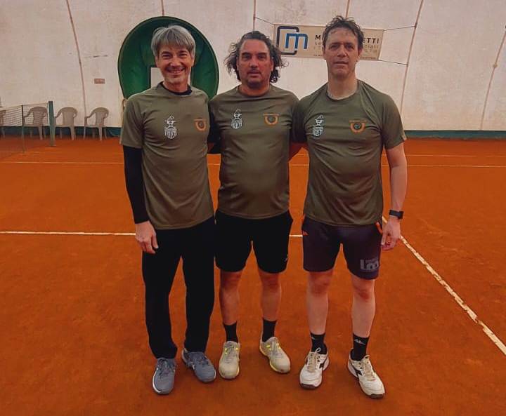 La squadra del Russi Sporting Club che disputa il Trofeo Mingori over 55