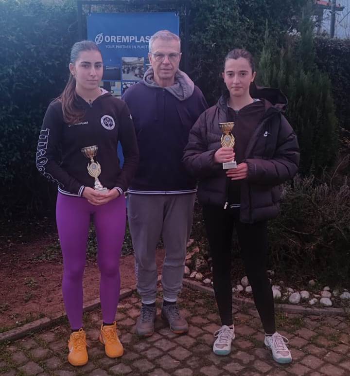 La premiazione del Rodeo di quarta categoria femminile al Circolo Tennis Massa Lombarda