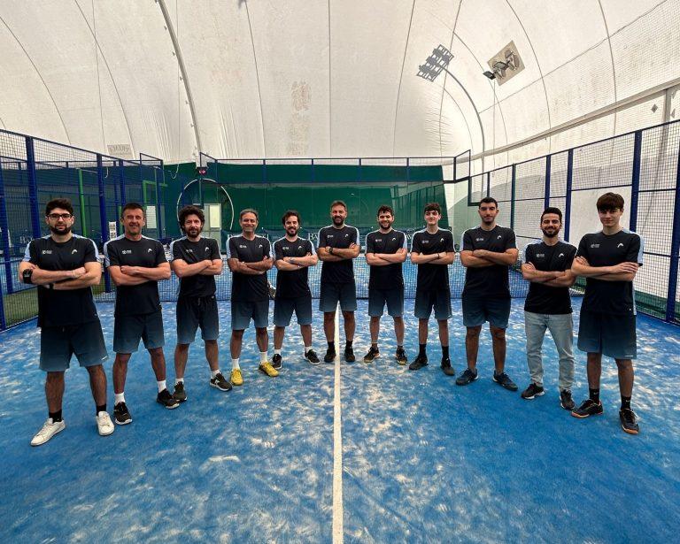 La squadra di padel del Tennis Club Faenza