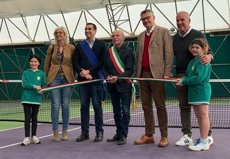 Il taglio del nastro del nuovo impianto alla Polisportiva 2000 Cervia