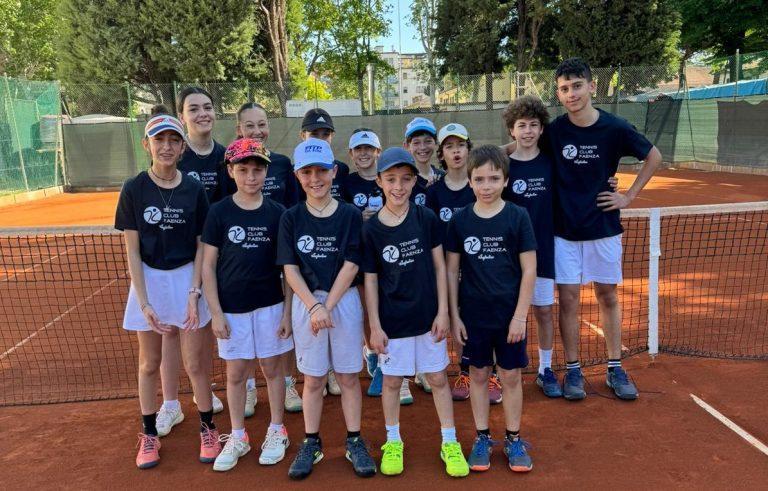 Il gruppo dei Ball Boys del Tennis Club Faenza