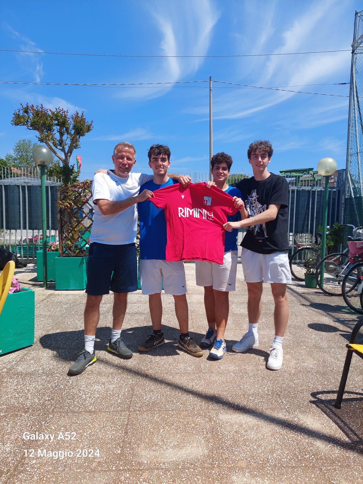 Entra nel vivo il torneo di 3° (lim. al 4° gruppo) del Ct Cicconetti: ottavi per Valente, Chiani e Zanzini che vanno forte sui campi di casa