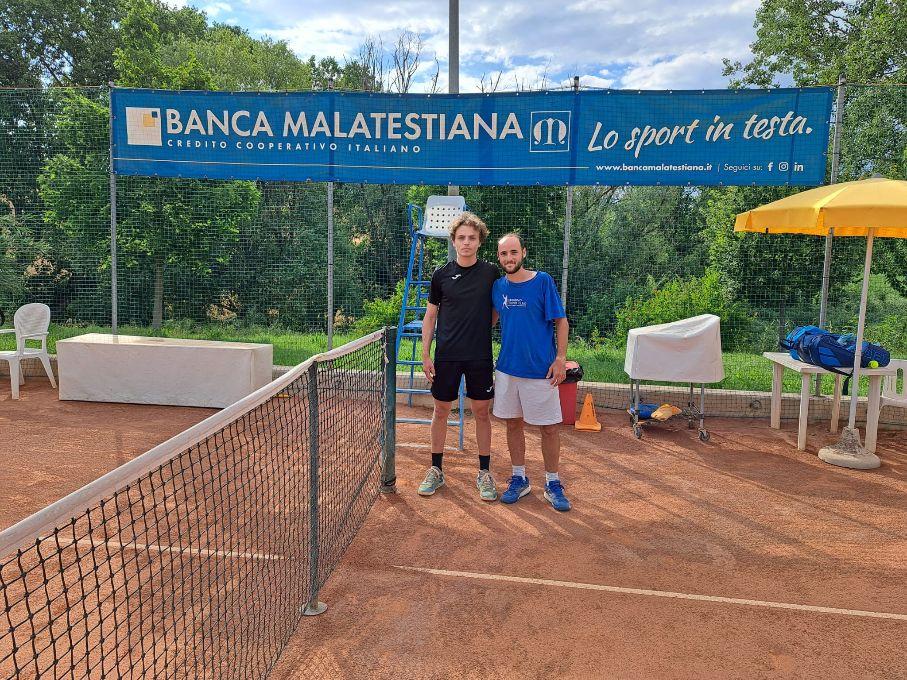 Tempo di semifinali nell’Open del Tc Coriano: in gran spolvero Andrea Merli che batte Nicola Ravaioli e sfida Sevan Bottari