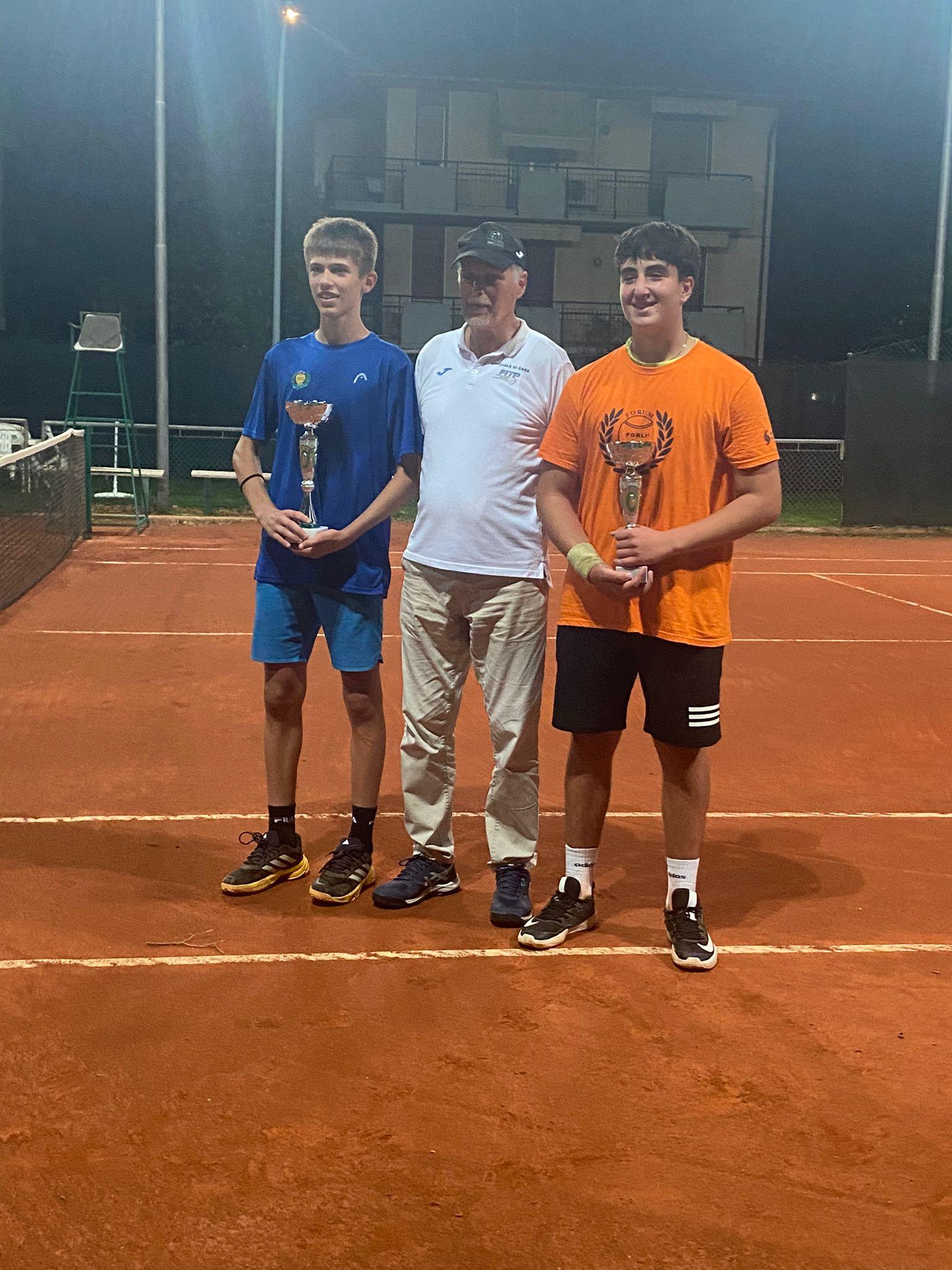 Marco Vittori vince il derby del Forum su Alessandro Gaudenzi e si aggiudica il trofeo Climatek al Buscherini