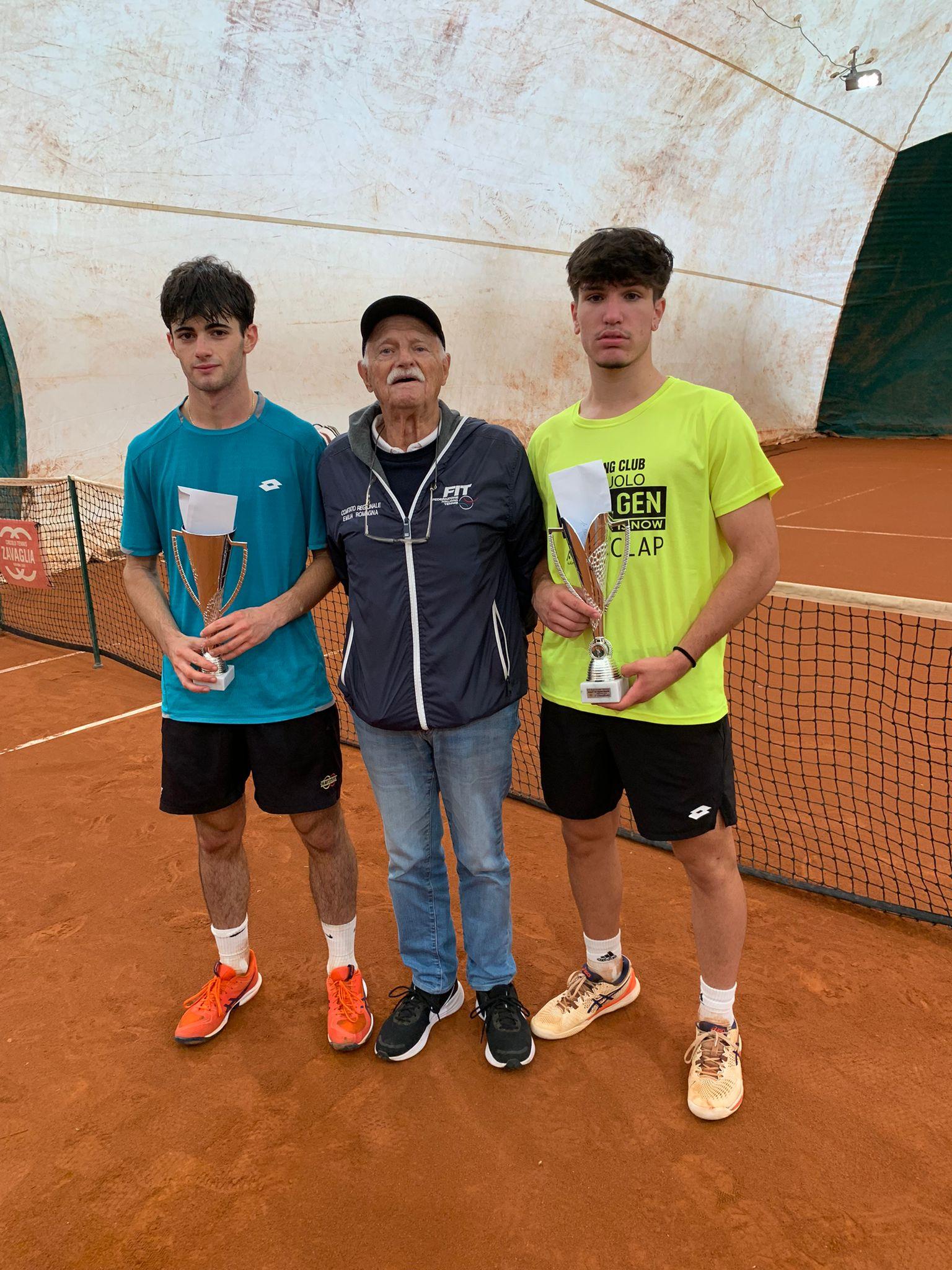 Marco Caporali batte Matteo Mucciarella e si aggiudica il torneo Open del Ct Zavaglia, il trofeo “Viglienzone Adriatica”