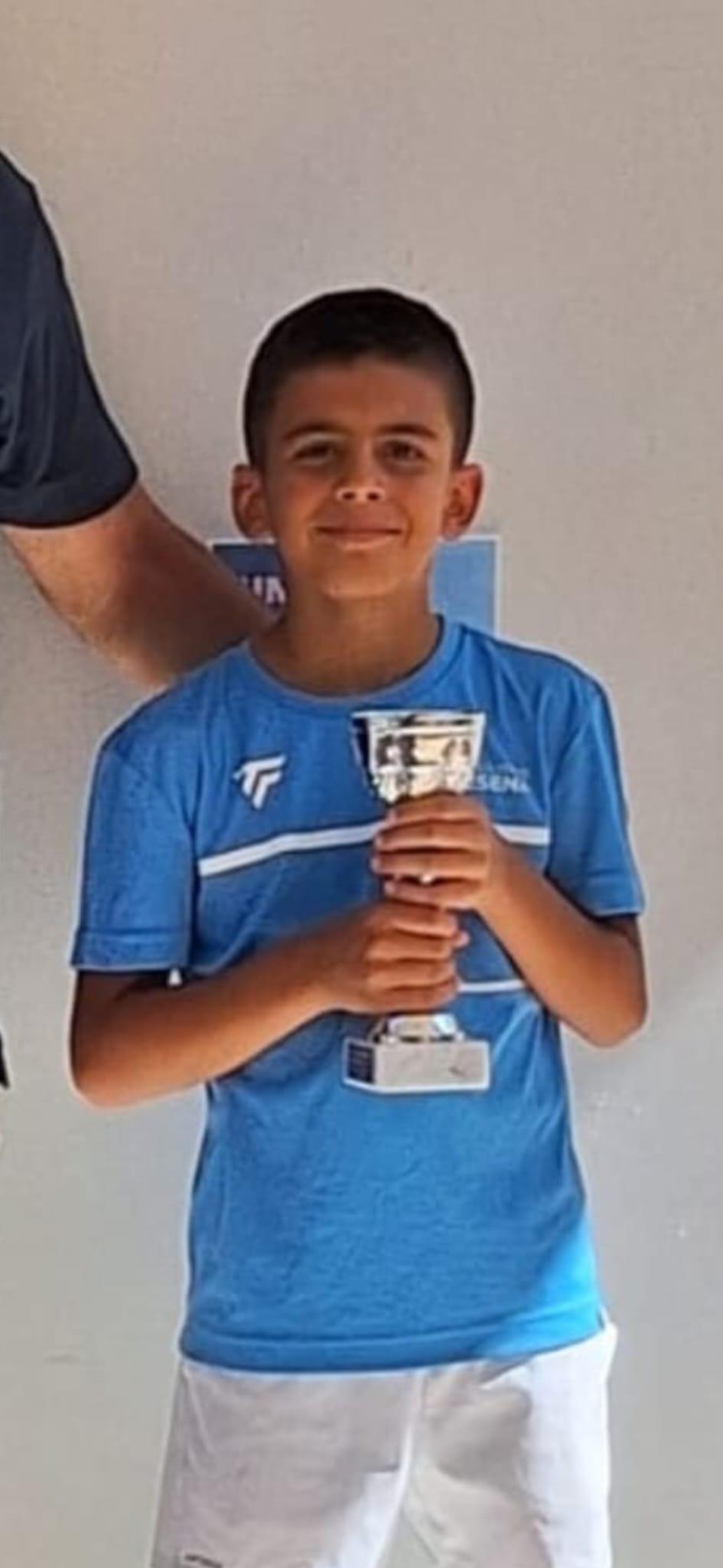 Il Memorial “William Matassoni” alle battute finali al Ct Cesena: nell’Under 14 femminile finale Balducci-Salvi, nell’Under 12 maschile semifinali per Allegra, Campana, Cricca e Degli Angeli