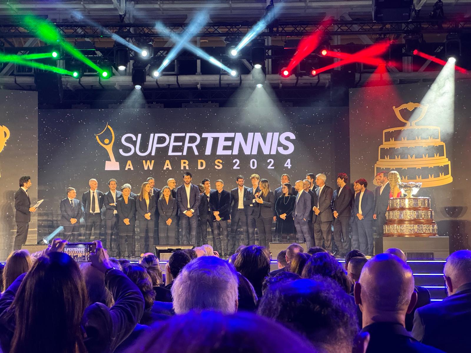 Michele Cappelletti e Sara Errani premiati ai SuperTennis Awards a Milano