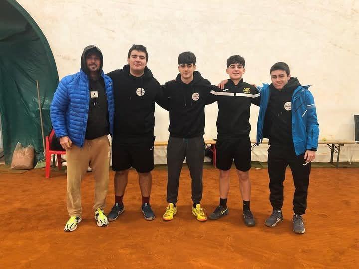 La formazione del Ct Zavaglia Ravenna impegnata nel trofeo Palmieri