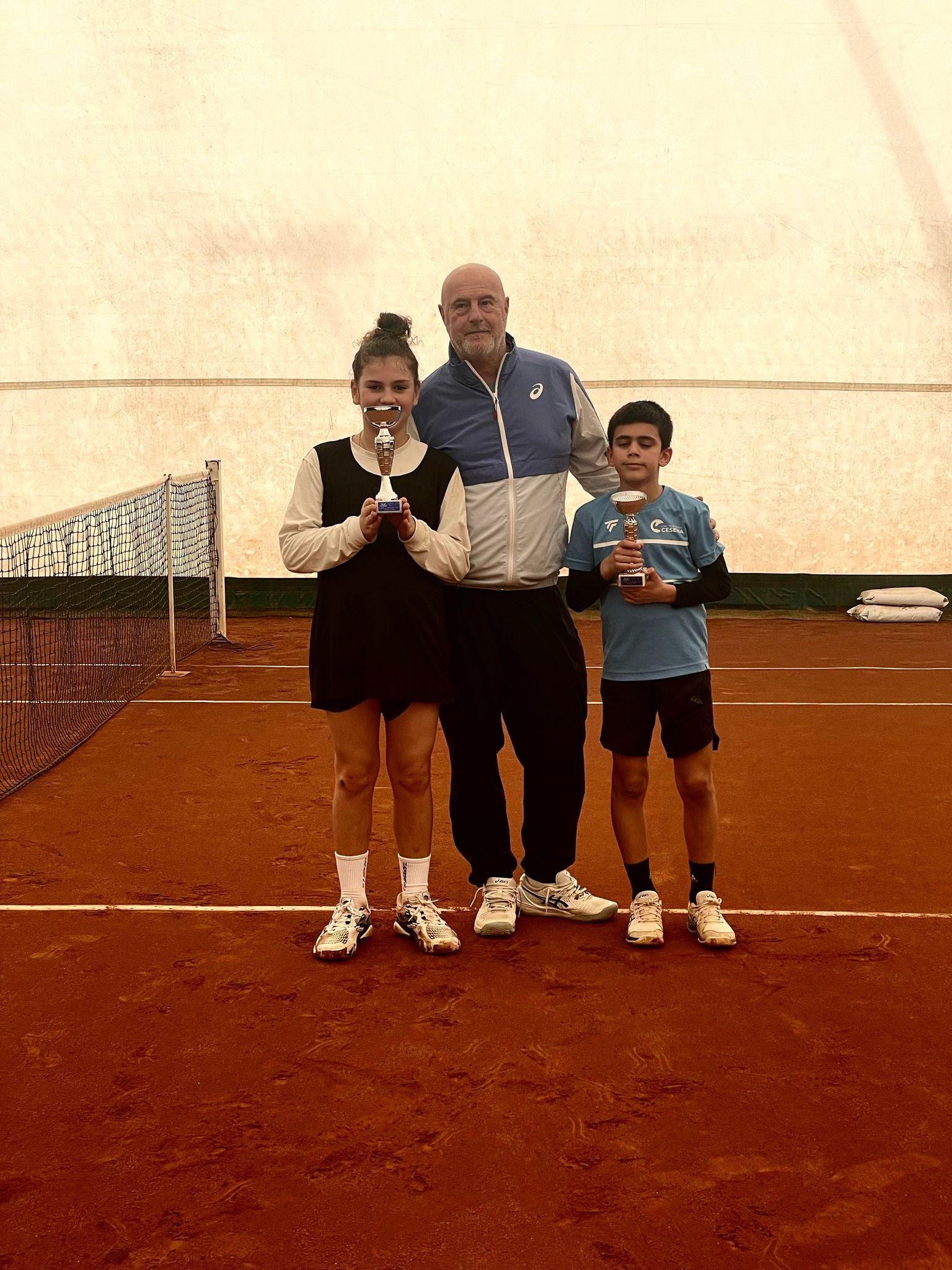 Giacomo Barbieri, Riccardo Arcangeli, Beatrice Benvenuti ed Anna Foschini firmano il torneo Under 10 e 12 del Galimberti Tennis Team
