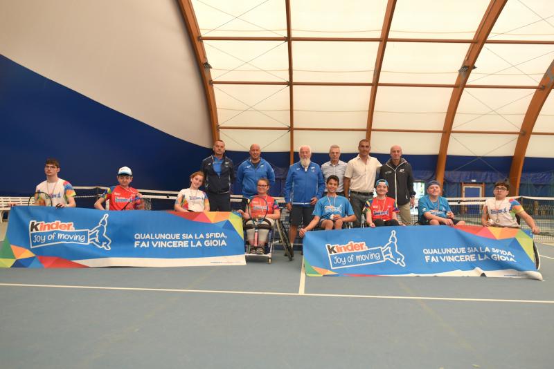 Sport e inclusione a Massa Lombarda con lo Junior Tennis Wheelchair Trophy FITP Kinder Joy of Moving