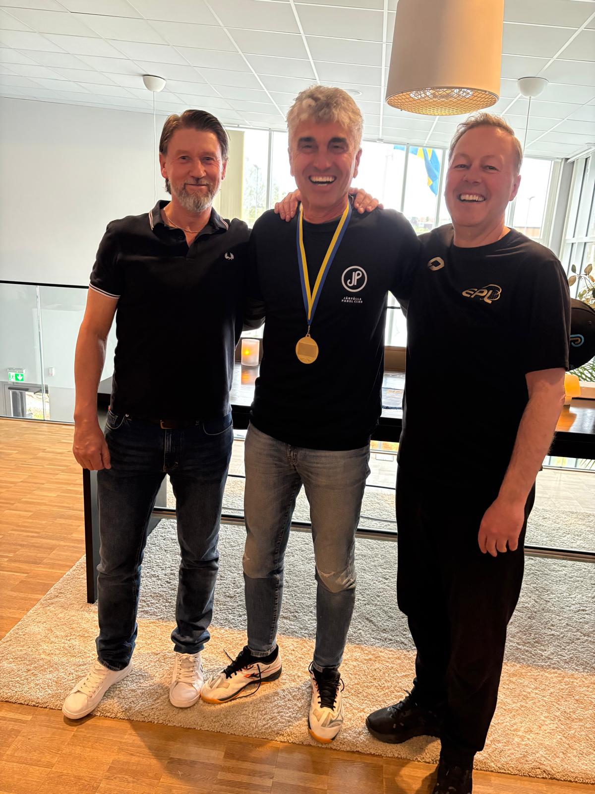 Matteo Bartolini grande protagonista a Stoccolma, trascina il Padel Club Como alla vittoria nella European League