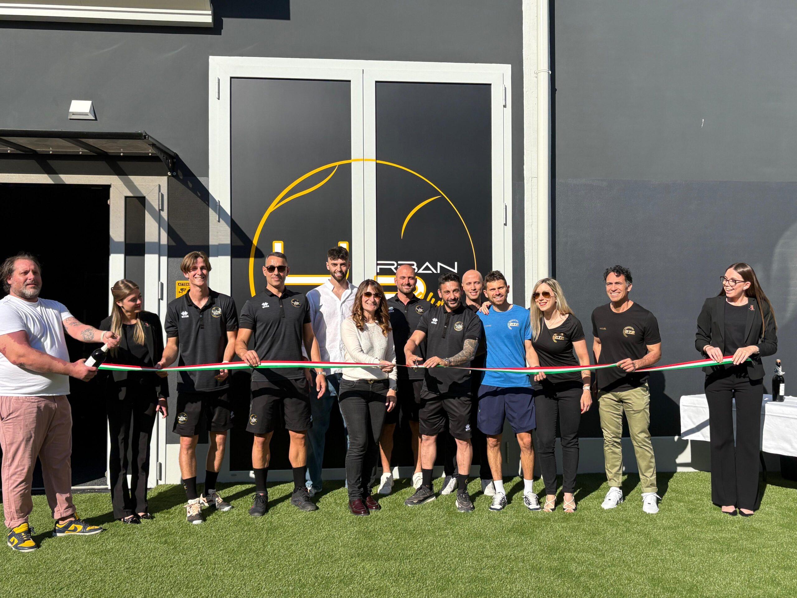 Inaugurato l’Urban Padel Club a Ravenna alla presenza di Alessio Tacchinardi e Christian Brocchi