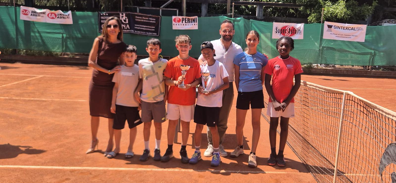 Al gran finale il trofeo “Hotel Giannina” sui campi del Tc “Luigi Laghi” di Forlimpopoli: vincono Manuel Vacca, Noemi Caligari e Matteo Campana