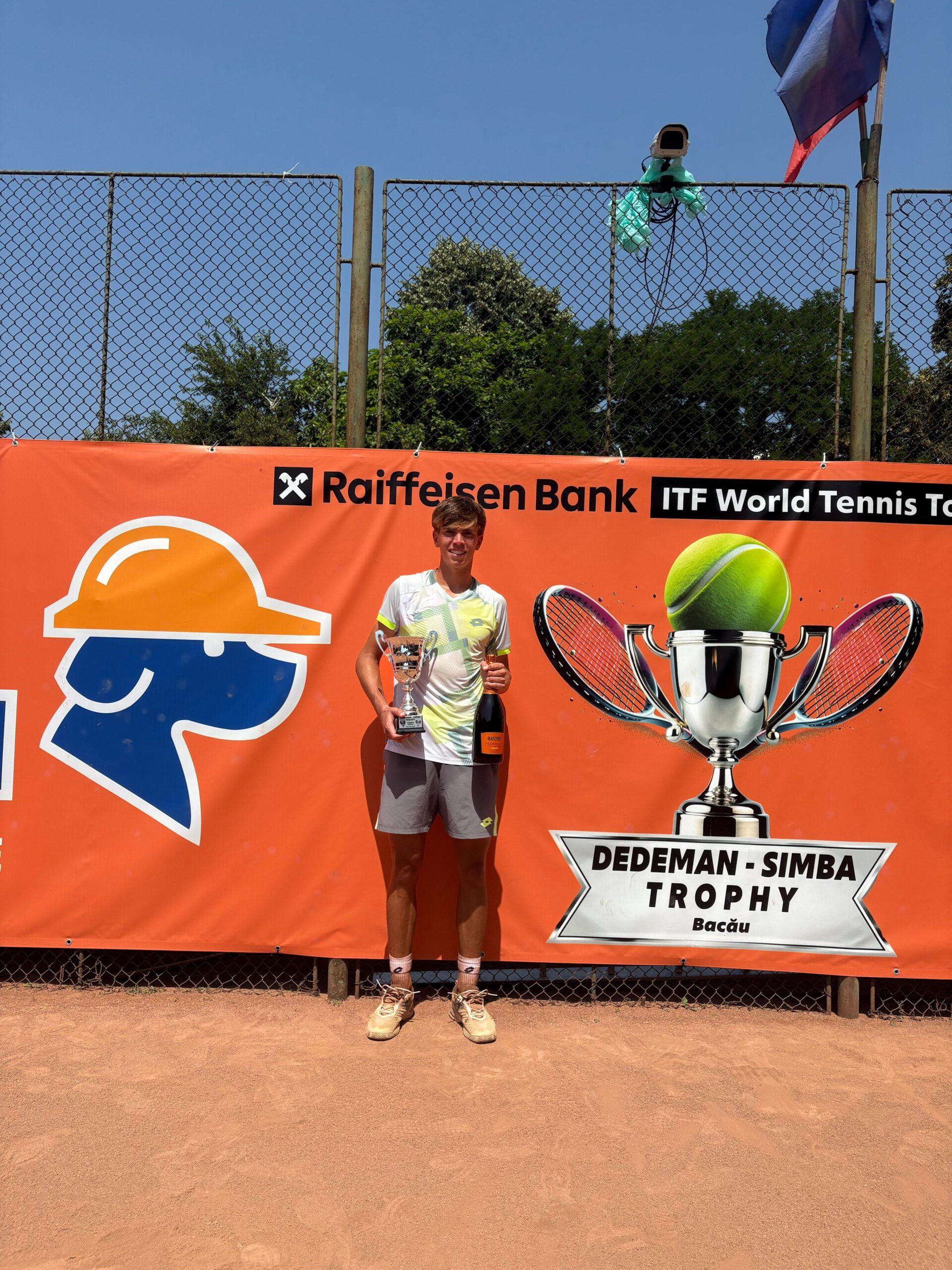 Carlo Alberto Caniato trionfa nell’Itf rumeno di Bacau (30.000 dollari), Manuel Mazza si ferma in semifinale (infortunio) nell’Itf di Segrate