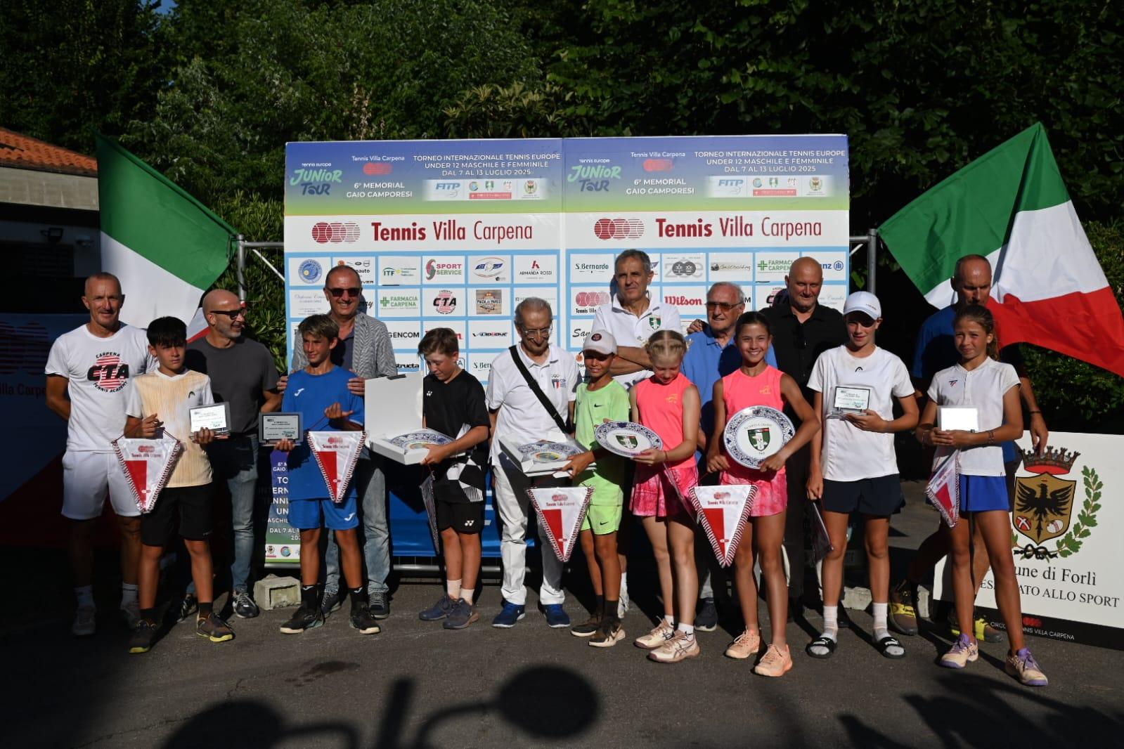Dominio canadese nel Tennis Europe Under 12 del Villa Carpena, il Memorial “Gaio Camporesi”: domani dalle 9.30 le finali dei singolari, conclusi i tabelloni di doppio