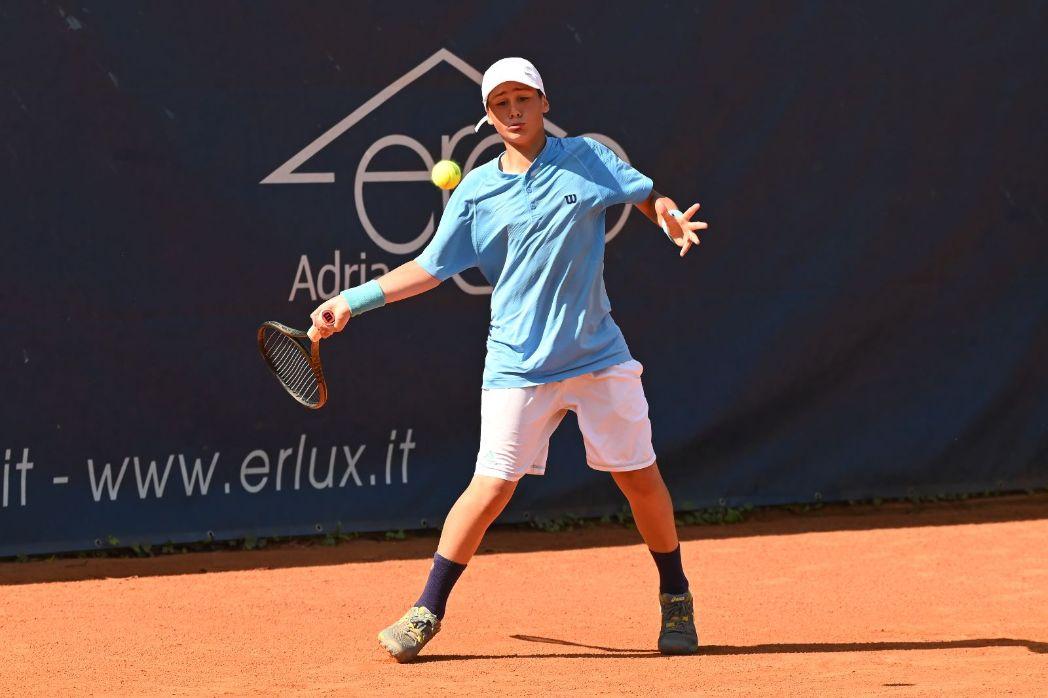 Emilia Romagna Junior Tour alle battute finali sui campi del Tc Viserba: finale Foggia-Ferrari nell’Under 10 femminile, nell’Under 14 quarti per Riccardo Briganti