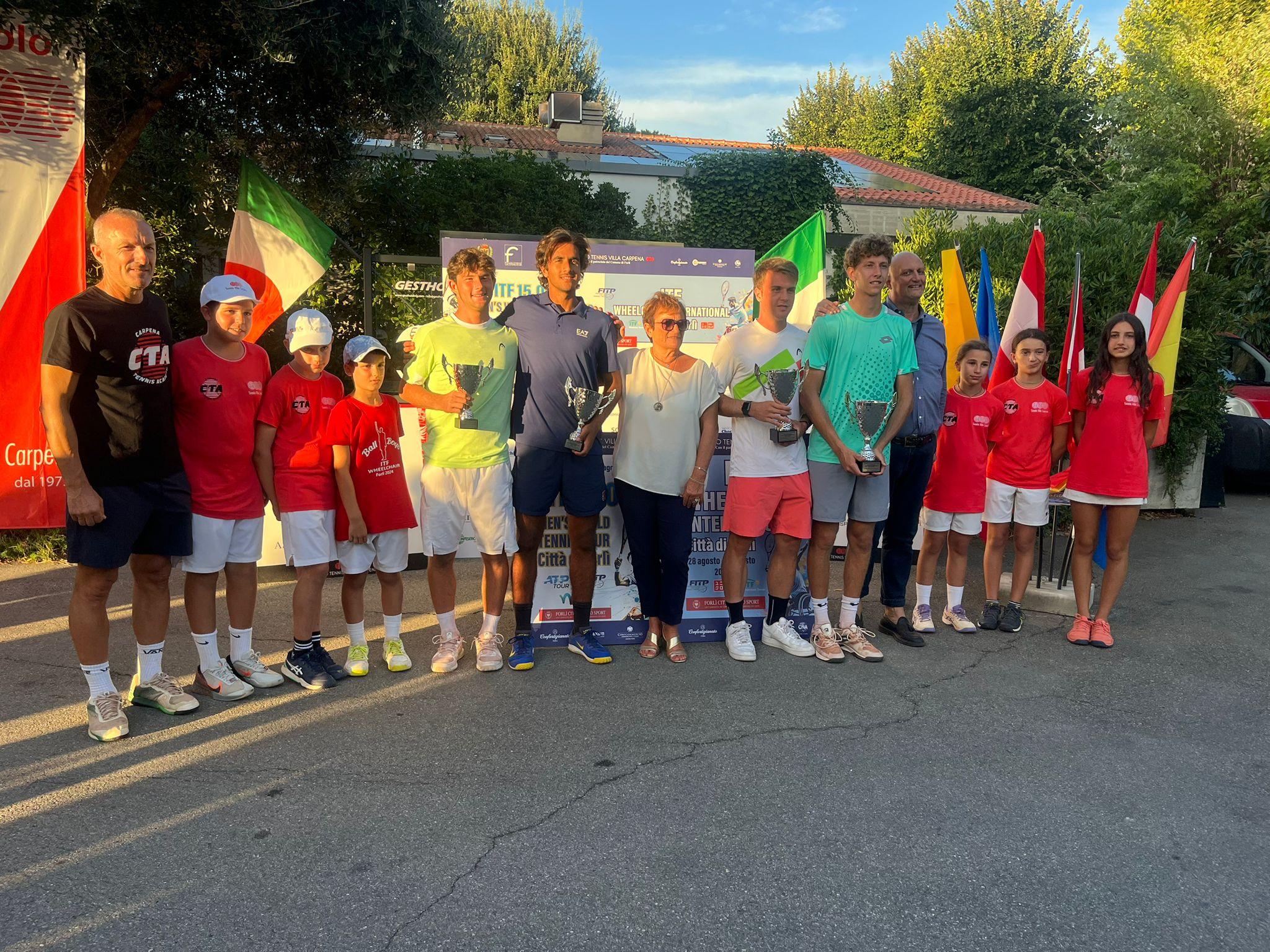 Finale tutta azzurra (domani dalle 10.30) nel torneo Itf Men’s Future “Città di Forlì” al Carpena tra Giovanni Oradini (n.1) e Samuele Pieri (n.7)-Bilardo e Ciavarella vincono il doppio