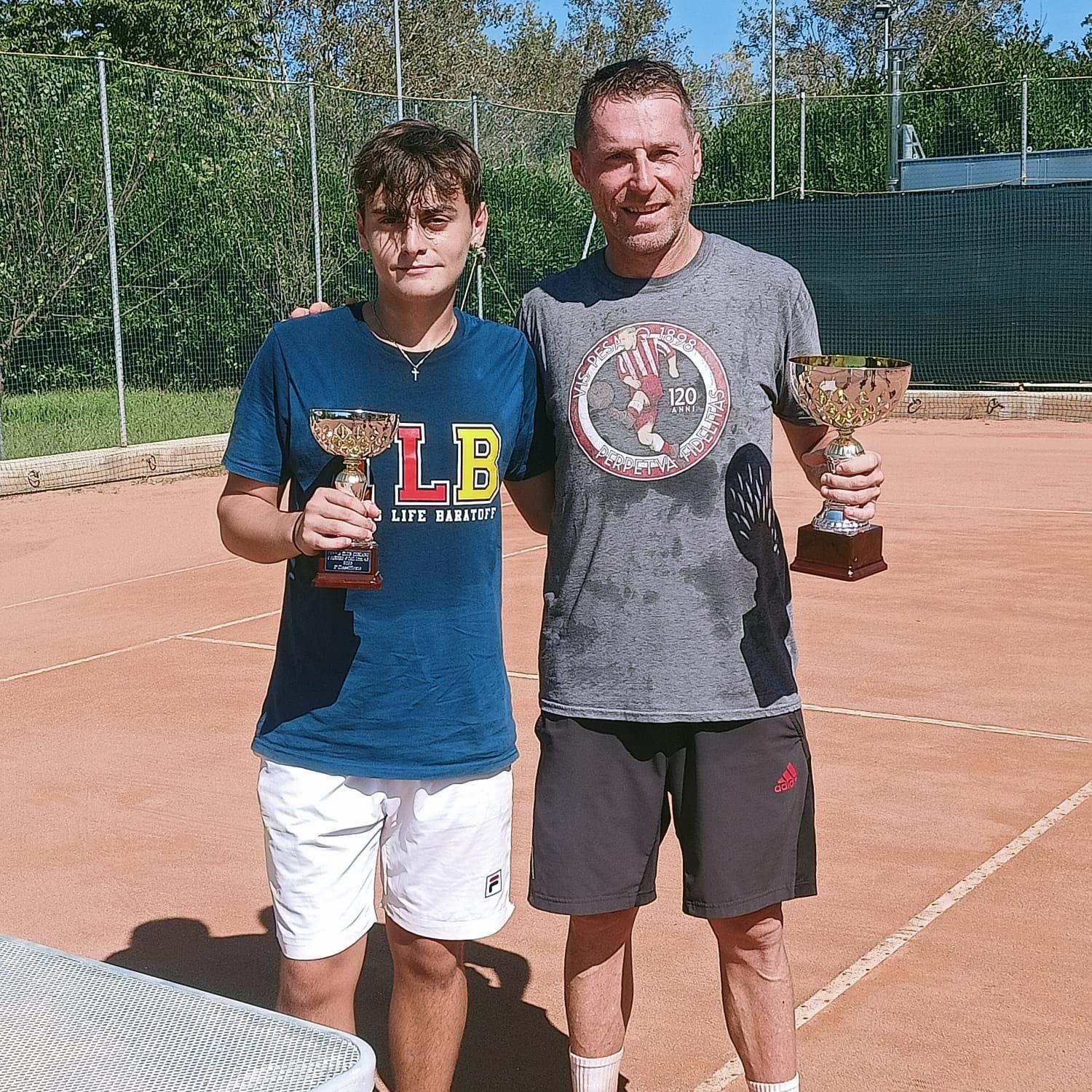 Roberto Girolomoni vince il torneo di 4° categoria (limitato al 3° gruppo) del Tennis Club Coriano