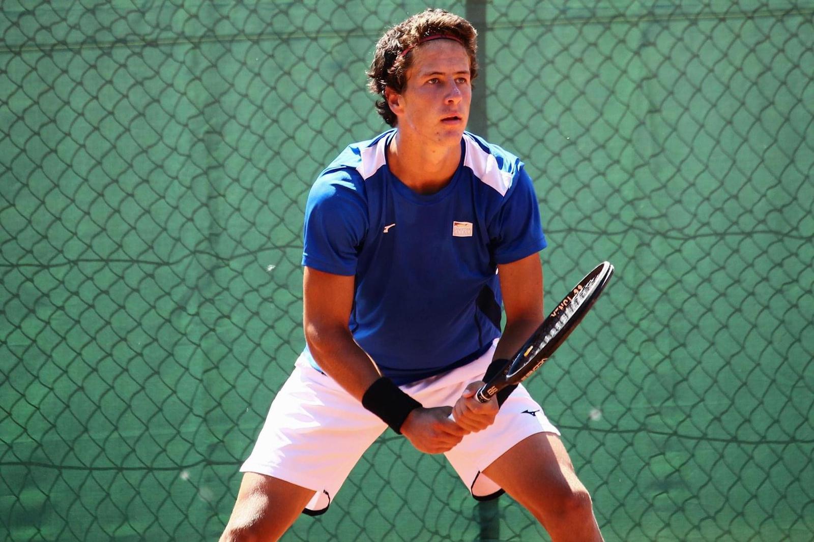 Primi match nell’Open del San Marino Tennis Club, il memorial “Simone De Luigi”: la carica dei 135, subito a segno Frisoni, Simoni, Battistini e Cancellato