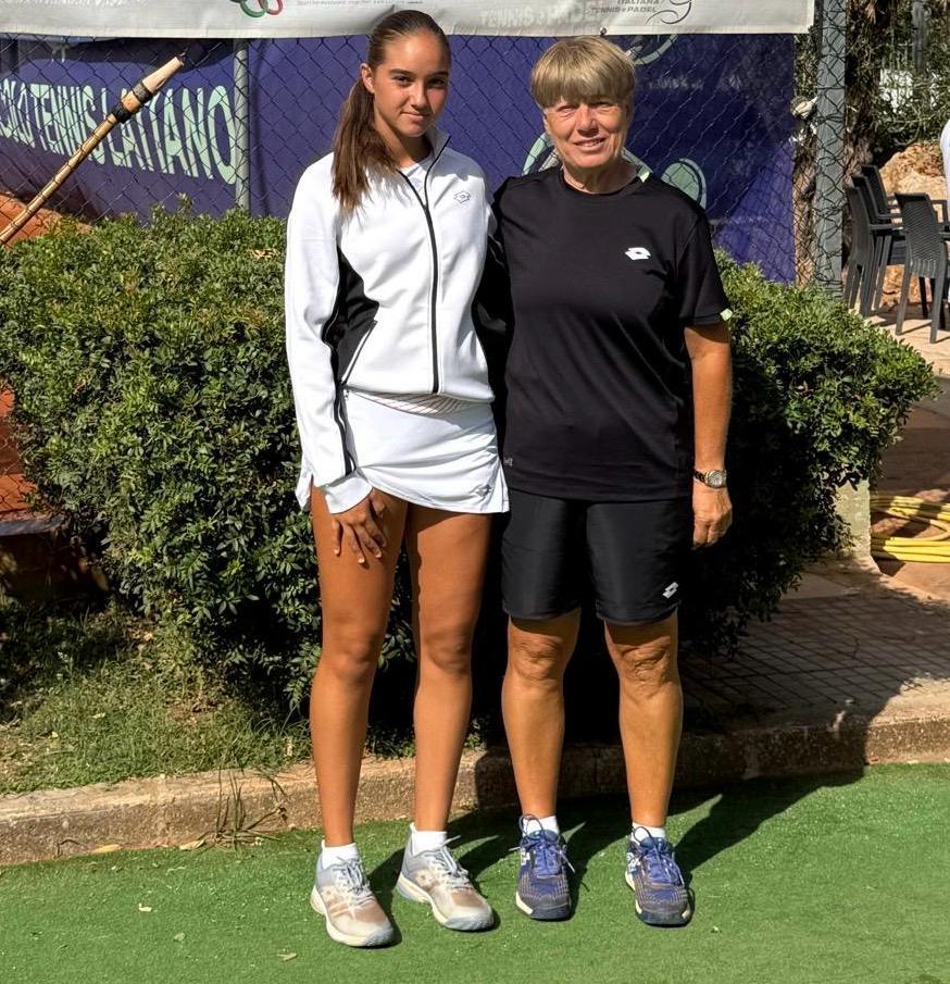 Emma Lanzoni avanza nel Tennis Europe Under 16 di Fiume-Crystal Aratari si qualifica ed avanza nel main-draw nel torneo Itf Junior spagnolo di Telde