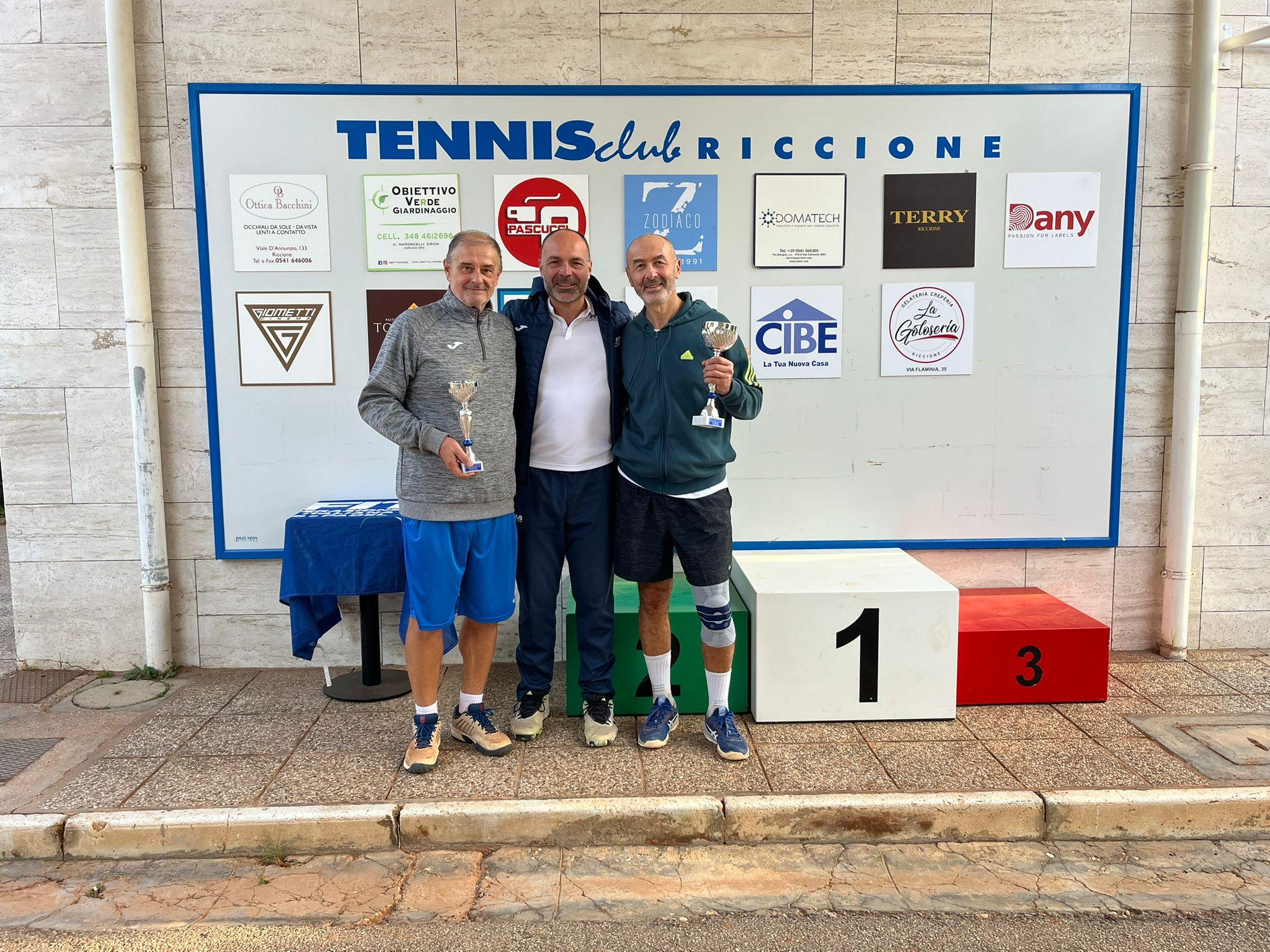 Massimiliano Agnello (Over 45) e Mirko Giardi (Over 55) sono i campioni Provinciali Veterani al Tc Riccione