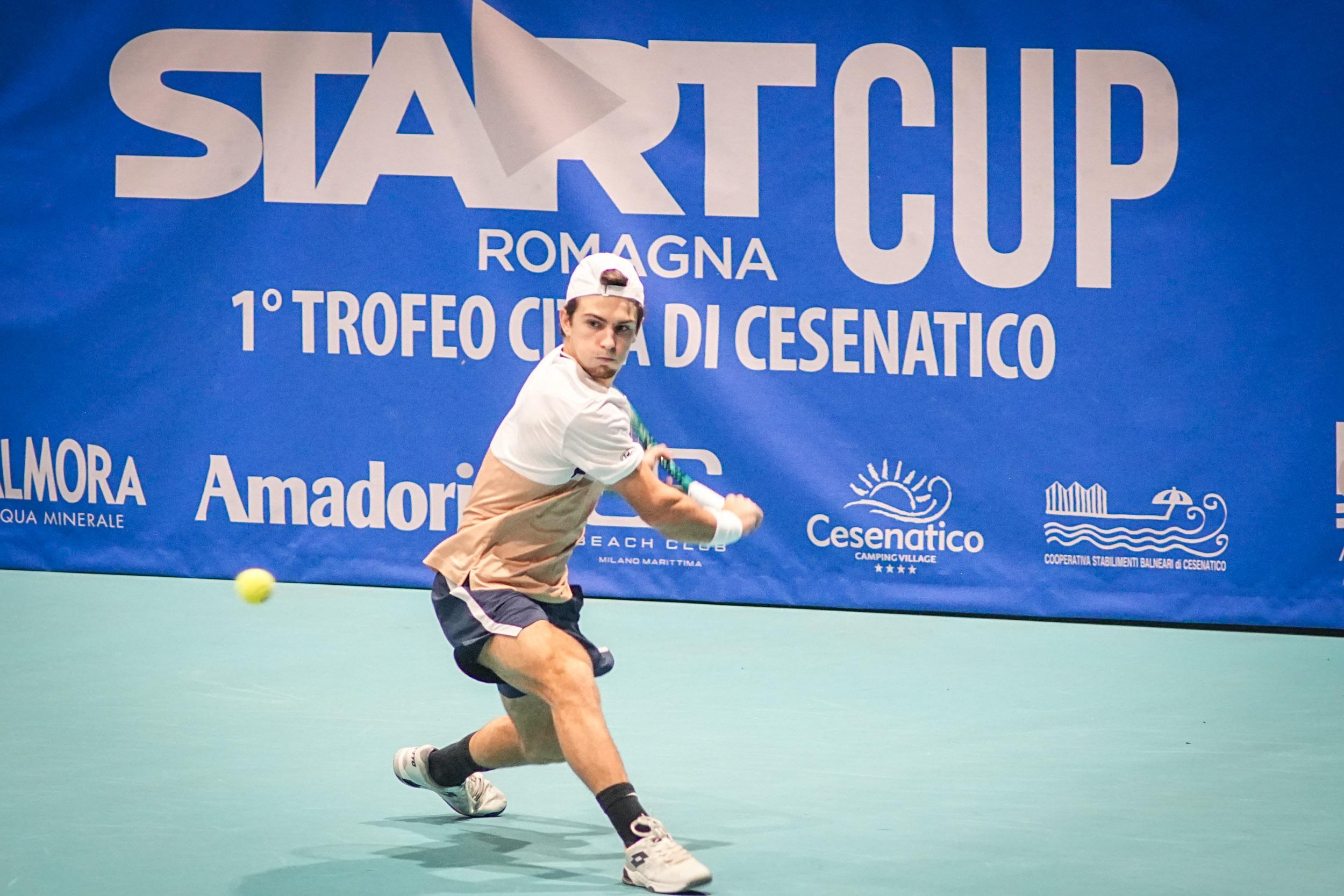 Lorenzo Angelini strepitoso nell’Itf di Heraklion: semifinale in singolare partendo dalle qualificazioni e finale in doppio