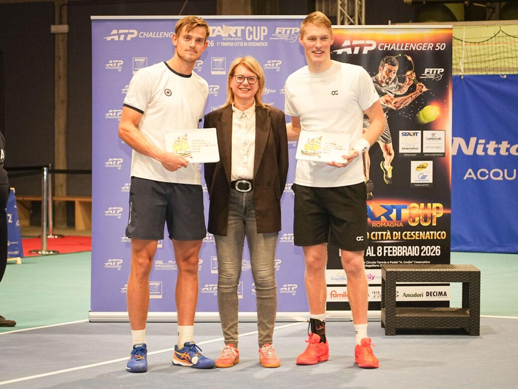 Gli olandesi olandesi Jans-Visker con Alessandra Gotini, responsabile commerciale Start Romagna