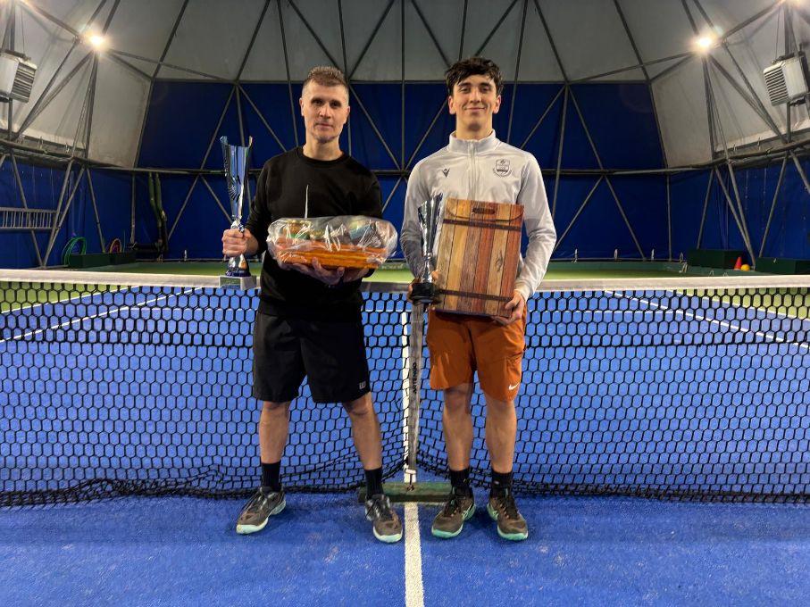 Vito Giuseppe Gentile si aggiudica il torneo di 3° (limitato al 3° gruppo) della Polisportiva il Circolo di Sarsina, battuto in finale Claudio Valerio Calabrese