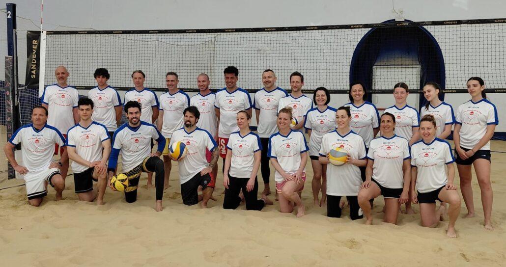 Uno Smash per la Vita: i partecipanti al torneo solidale di beach volley al Wonderbay di Serravalle