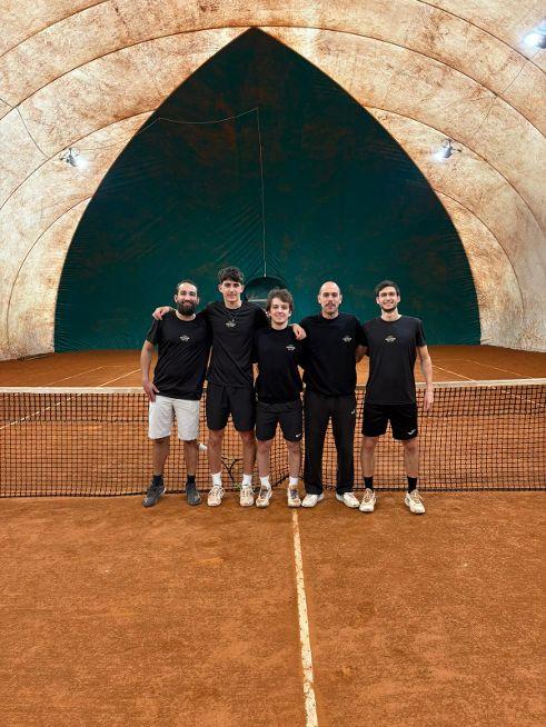 Il Circolo Tennis Rimini entra nel vivo di una bella stagione con una scuola agonistica dai grandi numeri, le valutazioni della maestra Veronica Vandi