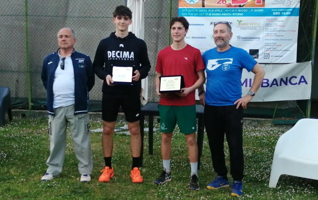 La premiazione di Federico Strocchi e Luca Bartoli al Centro Tennis Persiceto