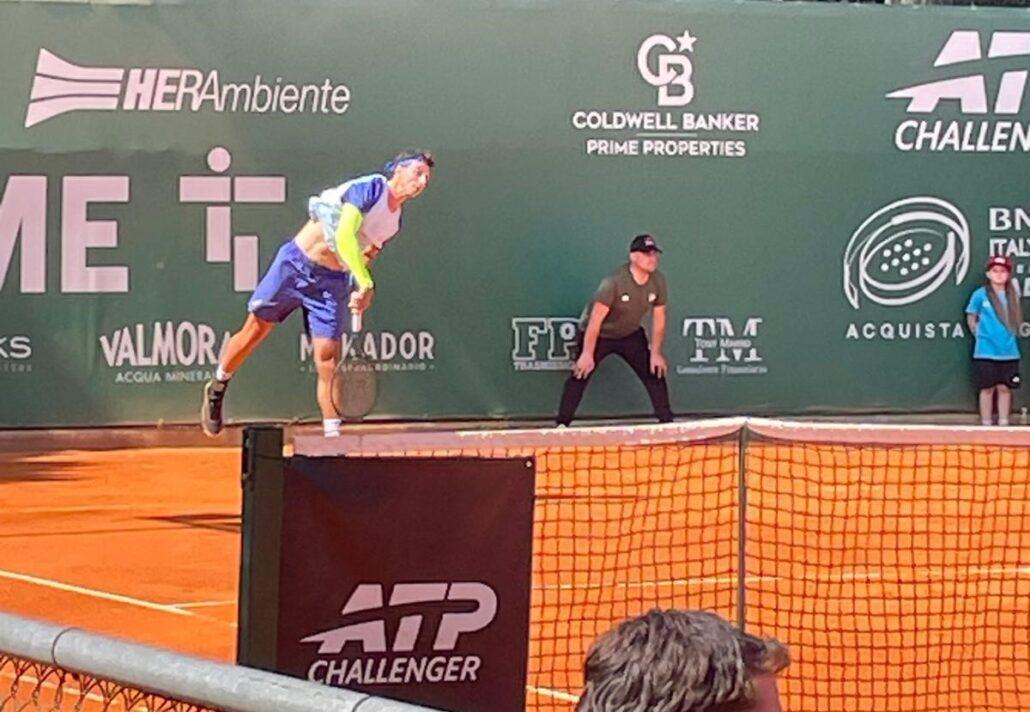 Francesco Forti in azione al Challenger Città di Cervia