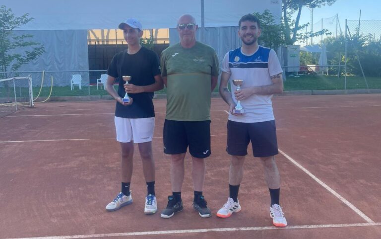 La premiazione del Rodeo Nest organizzato dalla Galimberti Tennis Academy