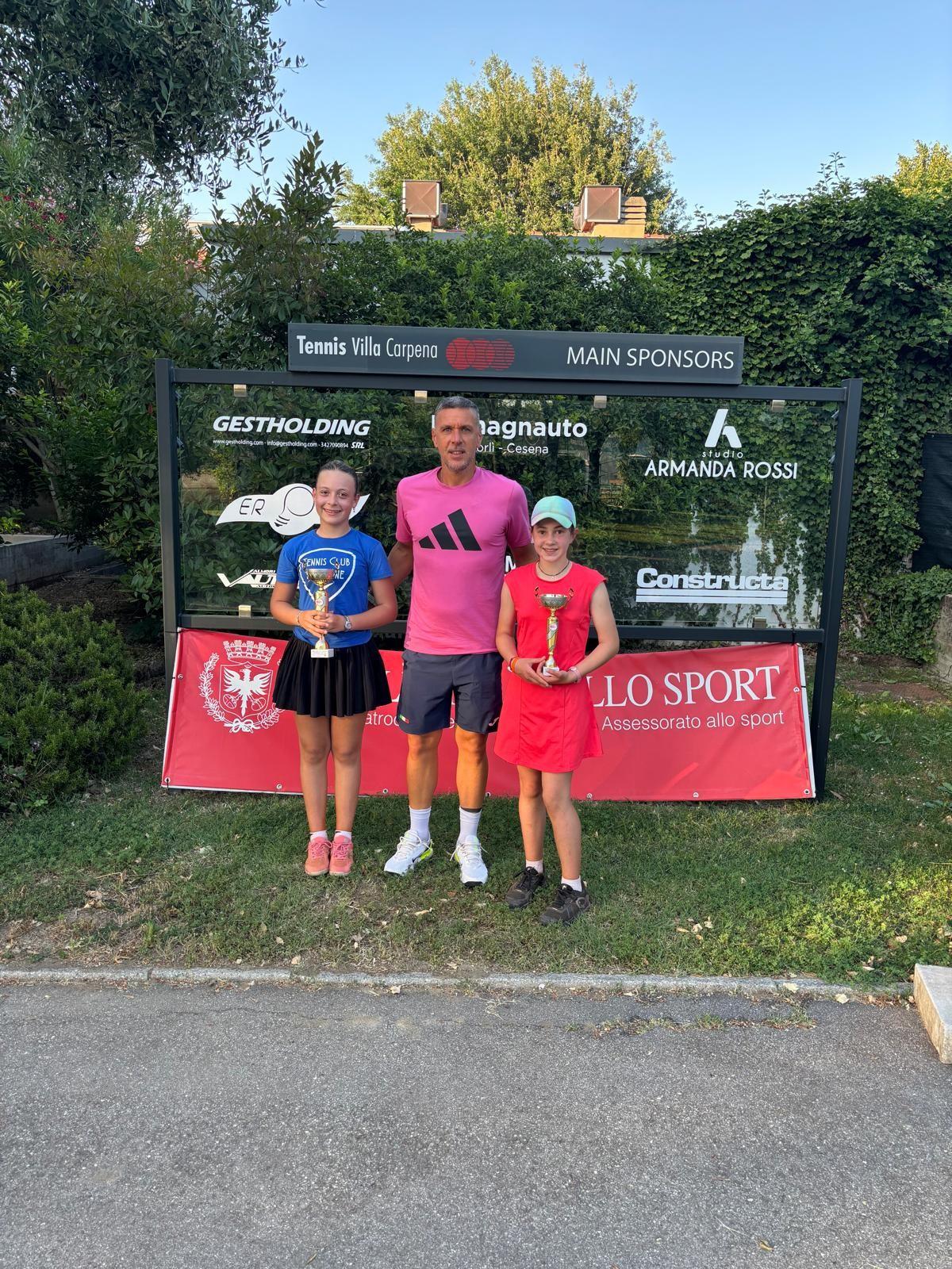 Nell’Emilia Romagna Junior Tour sui campi del Carpena successi di Sofia Sanchi nell’Under 12, Federica Foschi e Noè Baldini nell’Under 14