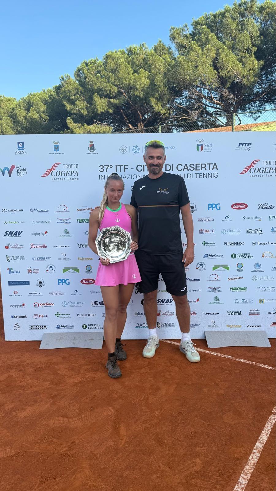 Alessandra Mazzola si ferma solo in finale nel torneo Itf di Caserta (60.000 dollari)-Lucia Bronzetti da martedì in campo nel Wta 125 di Modena