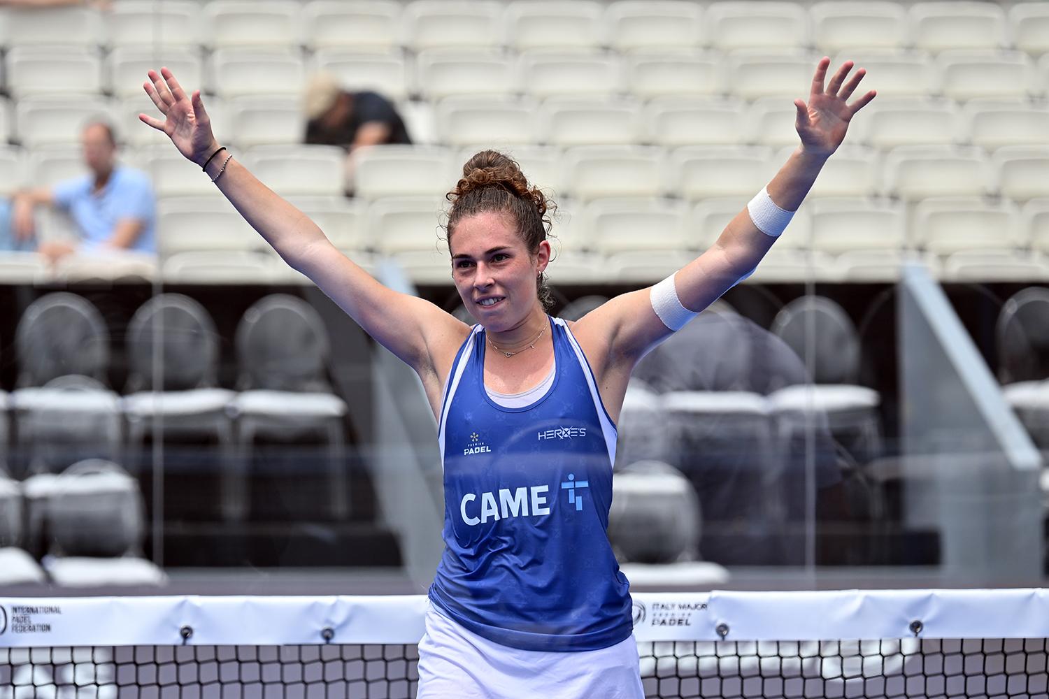 Nel padel Giulia Dal Pozzo scrive la storia, prima italiana in semifinale in un Major: “Emozione indescrivibile, davanti a famiglia e amici”
