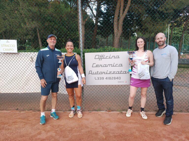 La premiazione del trofeo del Gelso femminile al Venustas Igea