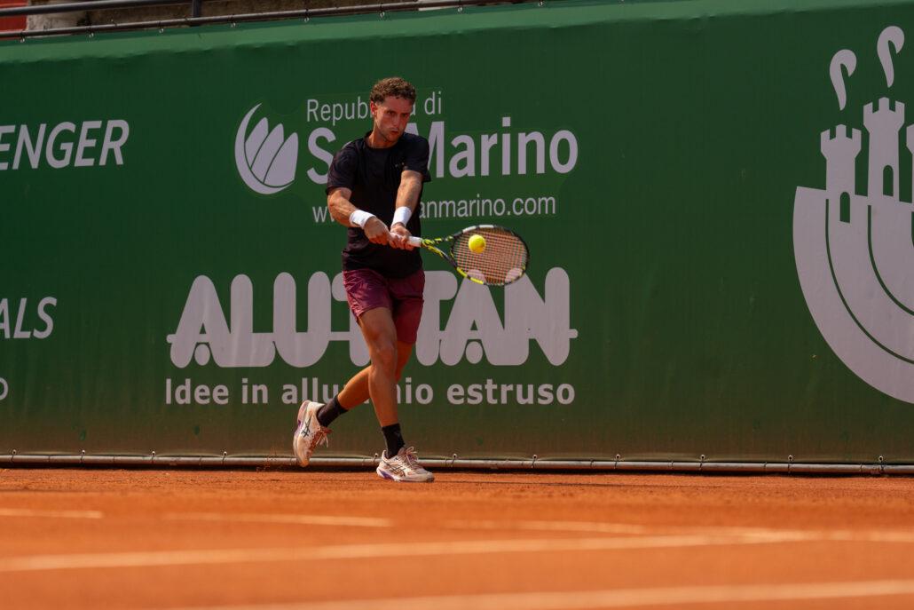 San Marino Open: Alberto Bronzetti colpisce di rovescio