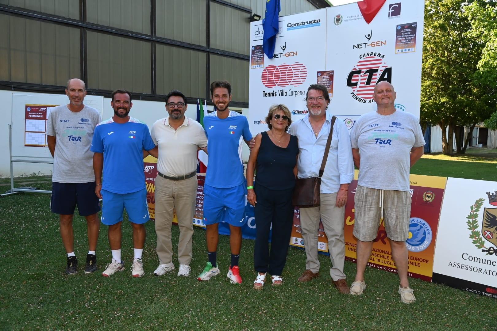 Il 7° Memorial “Gaio Camporesi”, Tennis Europe Under 12, entra nel vivo al Tennis Villa Carpena-Amichevole di categoria Italia-Inghilterra