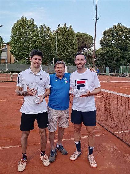 Cristian Cortesi batte in finale Lorenzo De Donato nel derby dello Zavaglia e si aggiudica il torneo di 4° del Ct Mattei di Ravenna