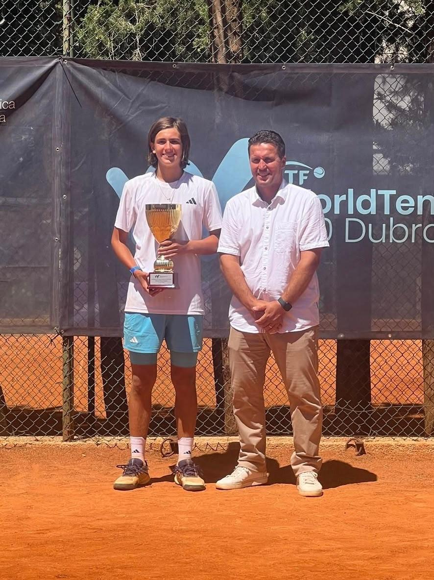 Strepitoso Diego Tarlazzi nell’Itf Junior di Dubrovnik: il lughese vince singolare e doppio con Giulio Bozzanga