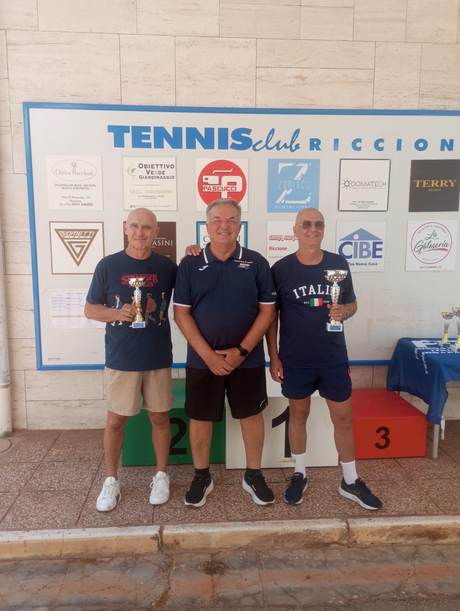 Al gran finale il torneo Veterani del Tc Riccione: a segno Massimo Feriozzi, Andrea Travaglini, Laura Manizza e Maurizio Baroni Redeghieri