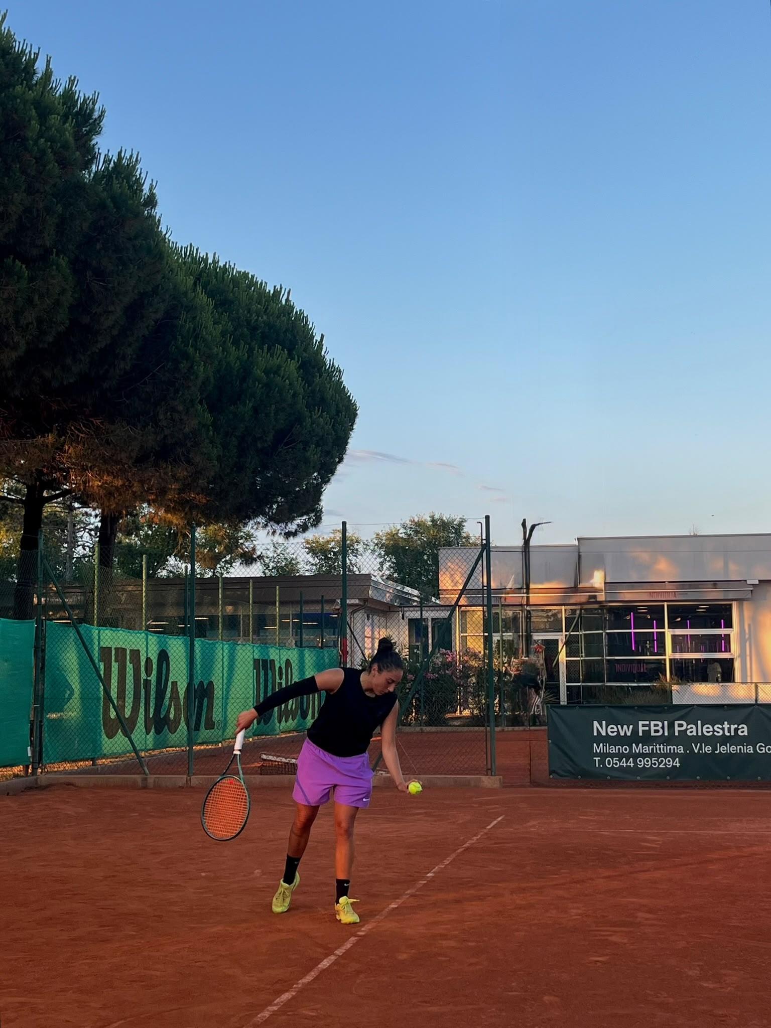 Alle semifinali il torneo Open femminile del Tc Viserba: grandi protagoniste Evelyn Amati, che ferma la n.1 Alletti, Emma Lanzoni, Ilaria Rondinelli ed Elena Omiccioli-Avanza il Memorial “Cavioli”