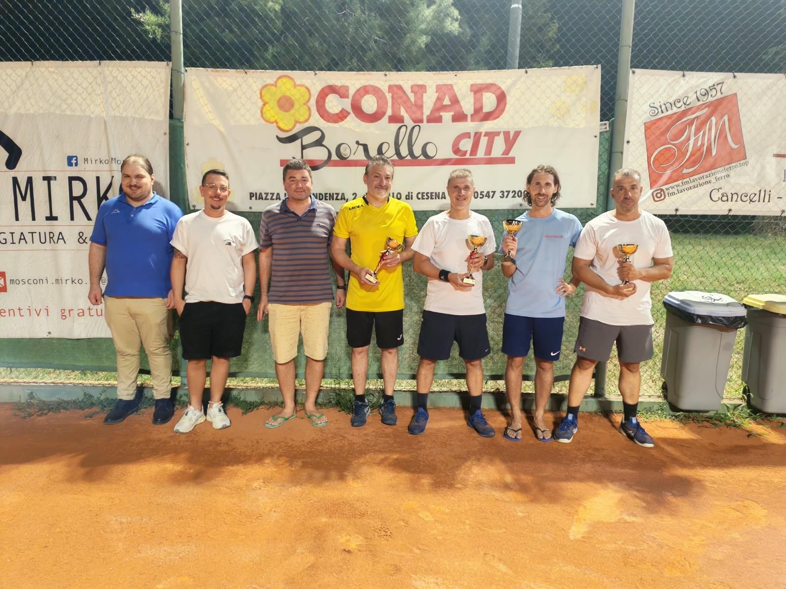 Conclusi i tornei di doppio nel torneo Uisp del Borello Tennis Academy: vincono Marino-Bondi (tabellone A) e Ravaglia-Laghi nel femminile, Gentile-Genghini (A) e Ricci-Magrini nel maschile