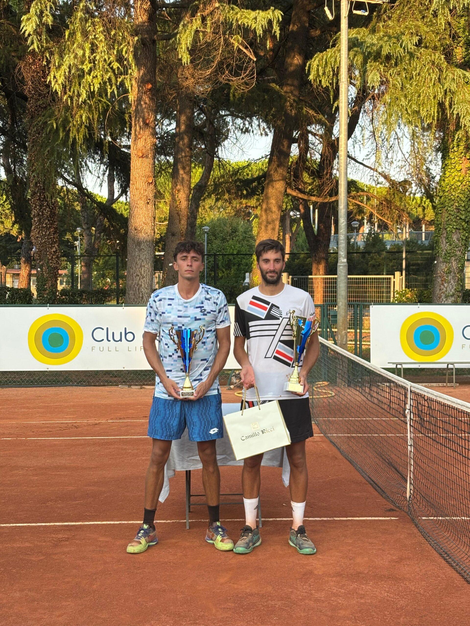 Stefano Baldoni vince a mani basse il torneo Open del Forum, il trofeo “Gioielleria Ricci Camillo”