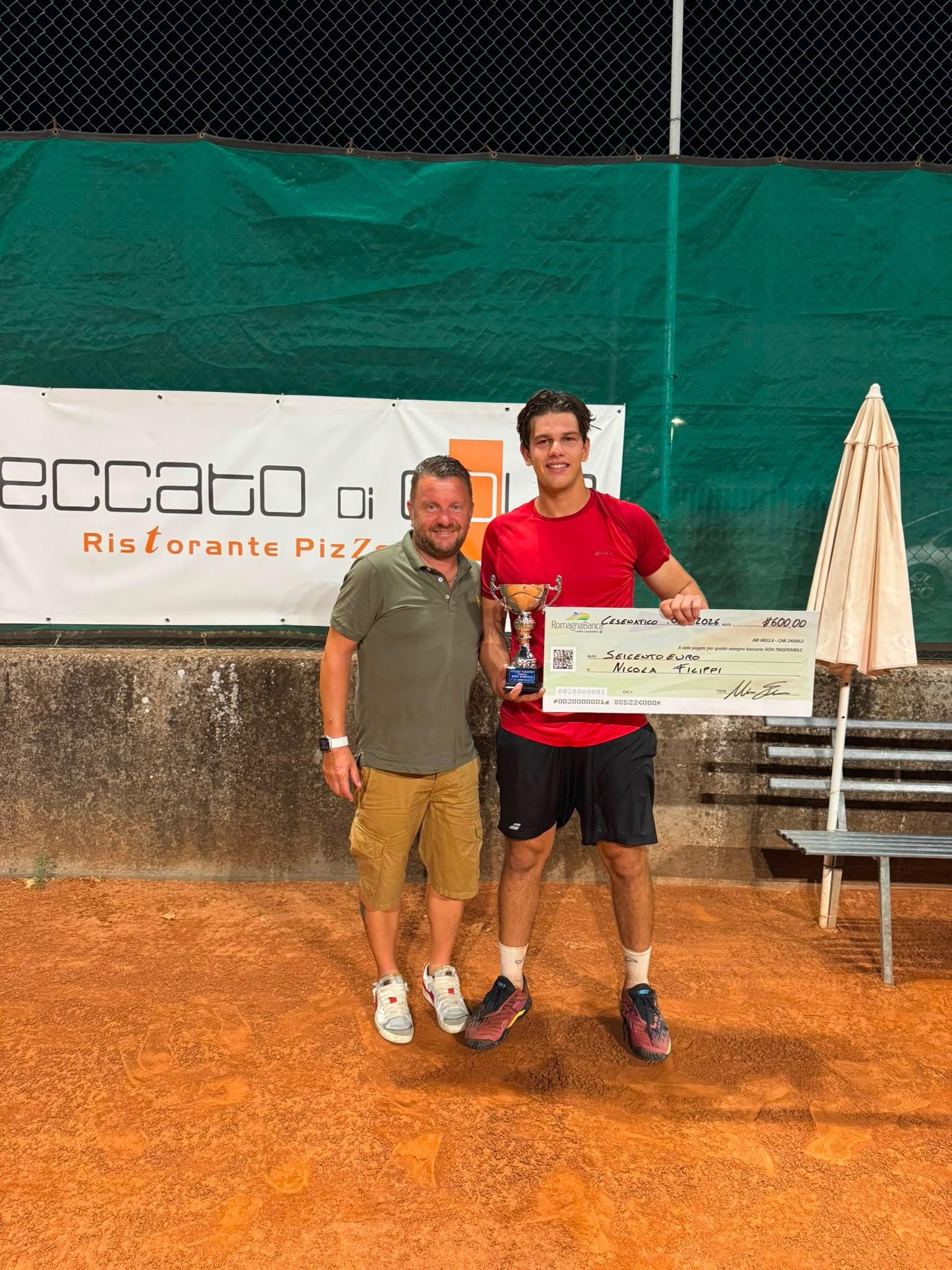 Nicola Filippi travolgente, è suo il torneo Open del Paradiso di Cesenatico